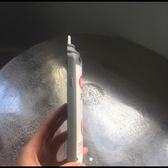 Moschino Phone Case for IPhone 6s - Picture 3 of 3